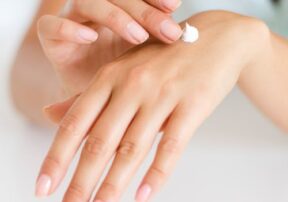 12 Foods That Protect Your Skin