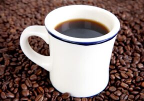 Decaf Coffee Versus Regular – Is One Healthier?