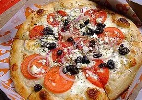 8 Ways to Put the Pizzazz Back in Pizza Night