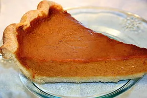 English: A slice of homemade Thanksgiving pump... English: A slice of homemade Thanksgiving pump...