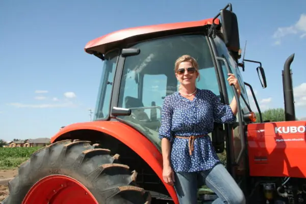 Women in Arizona Agriculture are Wonder Women!