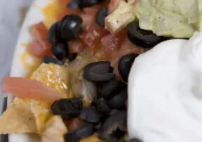 Snacking Right During Football Season