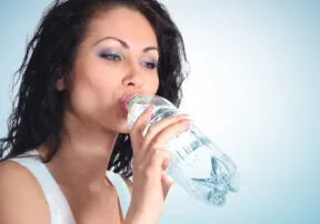 5 Foods to help Replenish your Moisture