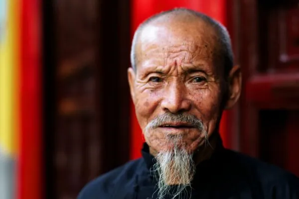 Blue Zones: What we can Learn from These Health Hubs of the World
