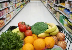 Don’t Forget the Fruits and Veggies in School Lunches!
