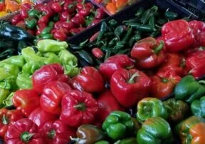 Filling Arizona’s Food Deserts With Good Food
