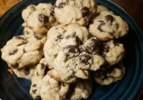 Delicious Oat Flour Chocolate Chip Cookies