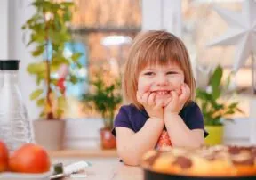 6 Things You Can Do to Help Your Child Feel Body-Positive and Develop Good Diet Habits