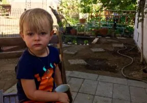How Our Backyard Garden Encouraged Adventurous Eating in My Toddler