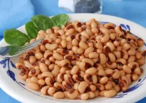 Eat Black Eyed Peas For Gut Health