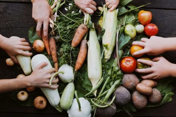 Fill Your Plate’s Collection of Produce Fact Articles