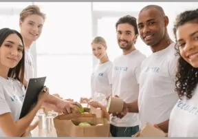 Volunteering Opportunities in Arizona