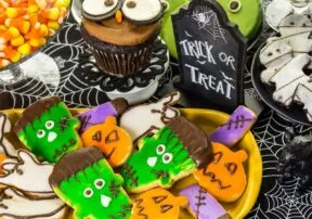 Make a Spooky Spread for Your Halloween Party