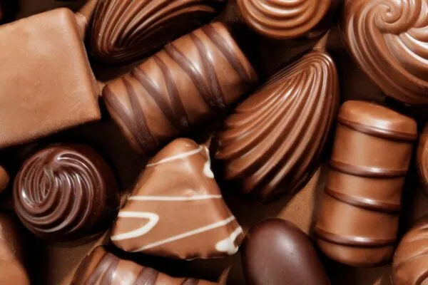 Fill Your Plate’s Collection of Chocolate Articles