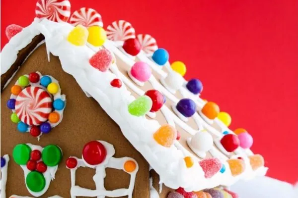 How To Make The Ultimate Gingerbread House