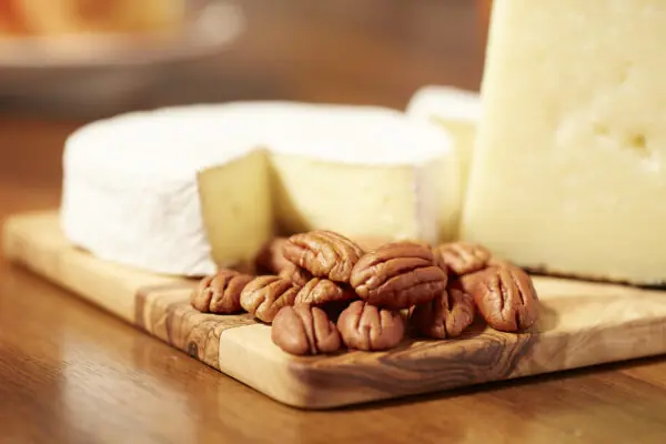 Eat More Arizona Pecans and Pistachio Nuts