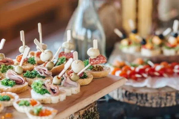 Foods to Serve at Graduation Parties