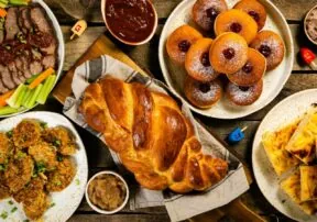 Happy Hanukkah! Jewish Recipes to Put on Your Table This Year