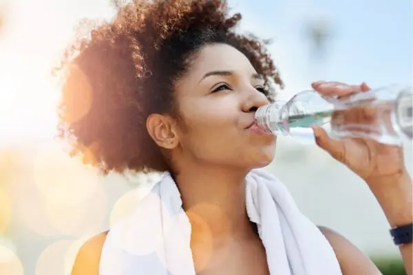 How to Stay Hydrated in the Heat
