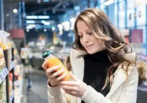 Sticking to Your Health Goals While Grocery Shopping