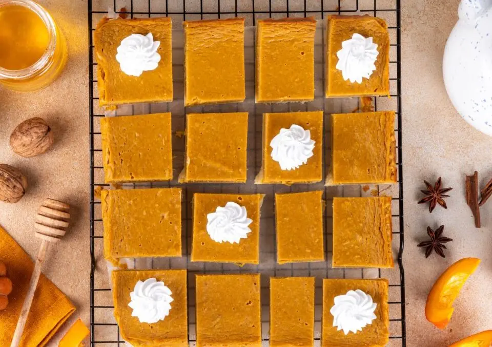 Pumpkin Bars – A Party-Friendly Alternative to Pumpkin Pie!