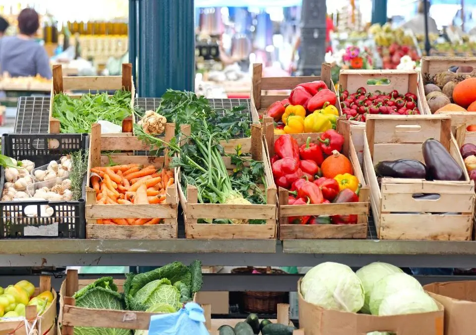 Do Your Shopping at Your Local Farmer’s Market!