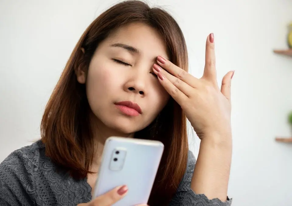 Reduced Screen Time and Increased Step Counts Linked to Lower BMI