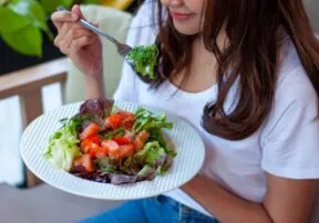 Want to Change Your Eating Habits? Try Small Changes.