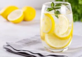 Lemon Water: Start Your Day off With a Nutritional Boost