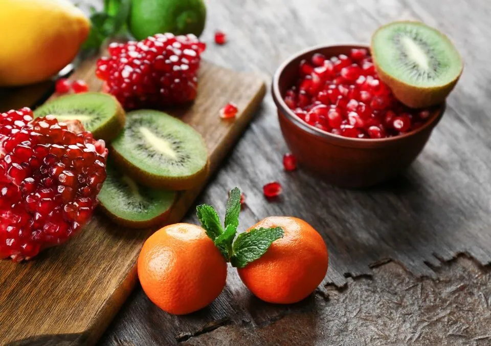 Try These Unique Winter Fruits that Grow in Arizona!