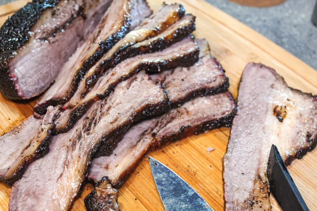 Exploring the Carnivore Diet: A Meat-Lover’s Paradise or Nutritional Mirage?