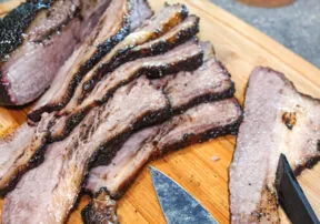 Exploring the Carnivore Diet: A Meat-Lover’s Paradise or Nutritional Mirage?