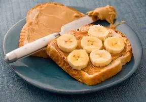 Fueling Up Right: What to Eat Before a Workout