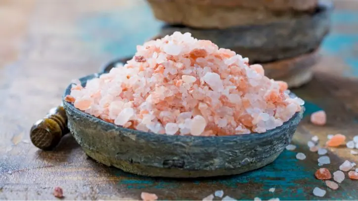 Himalayan salt in a bowl